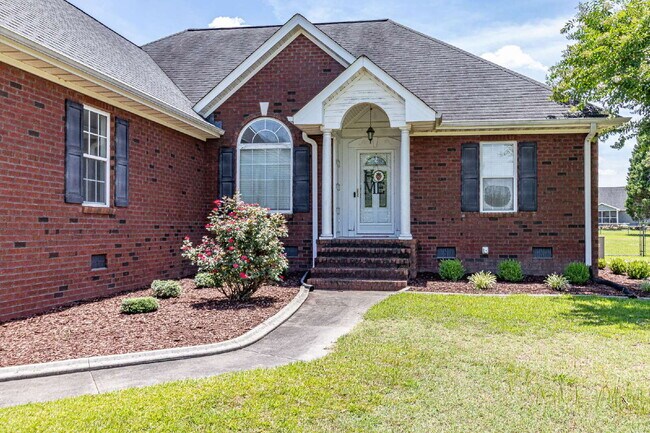 Building Photo - SPACIOUS Brick Home in Lane Tree (Goldsboro)! 3 Bedroom | 2 Bath w/ Bonus Room & 2-Car Garage