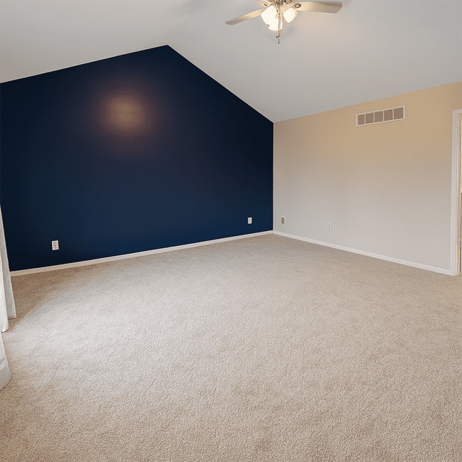 Building Photo - 558 Highlands Dr