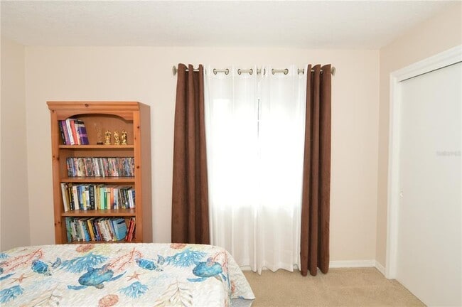 Building Photo - 213 Sea Horse Dr SE