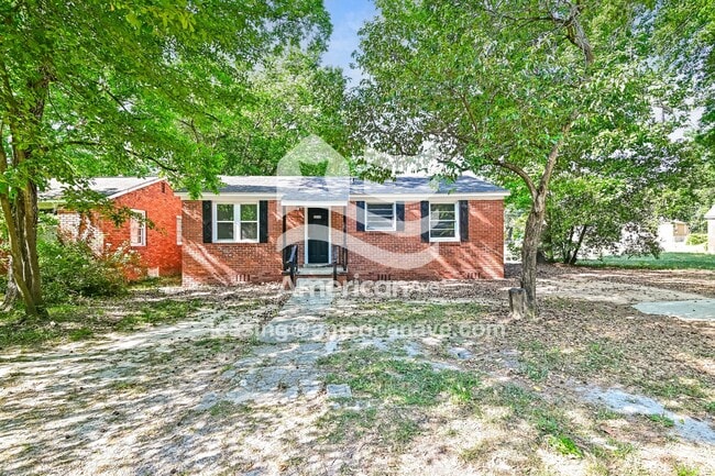 Building Photo - 2210 Corning Rd