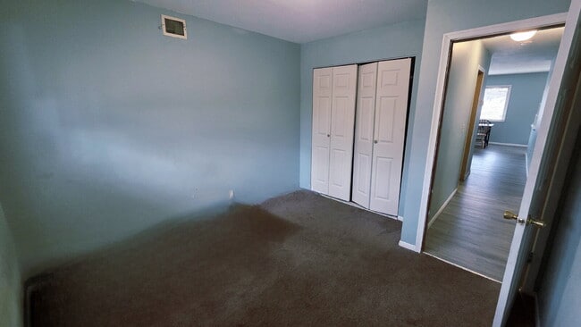 Building Photo - 3 Bedroom 1 Bath Multiplex Unit #3 – Columbia Heights