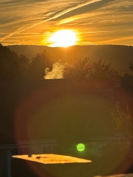 Building Photo - 1706 Wood St