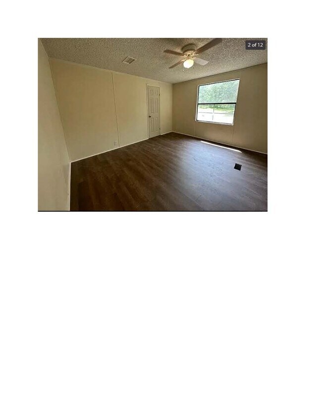 Building Photo - 745 Broad St S