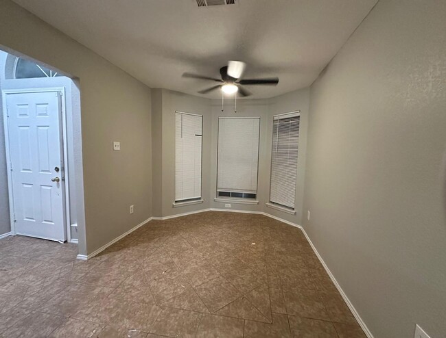 Building Photo - Move In Ready - Rowlett, TX