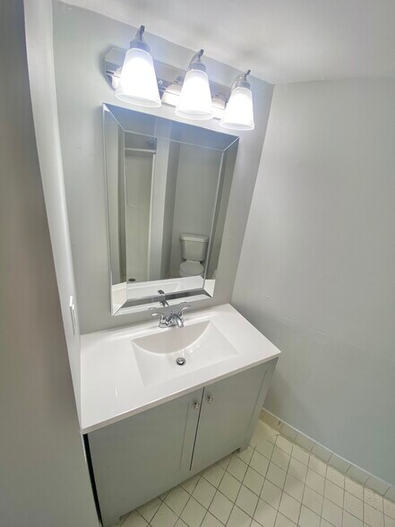 Building Photo - 7125 NW 186th St