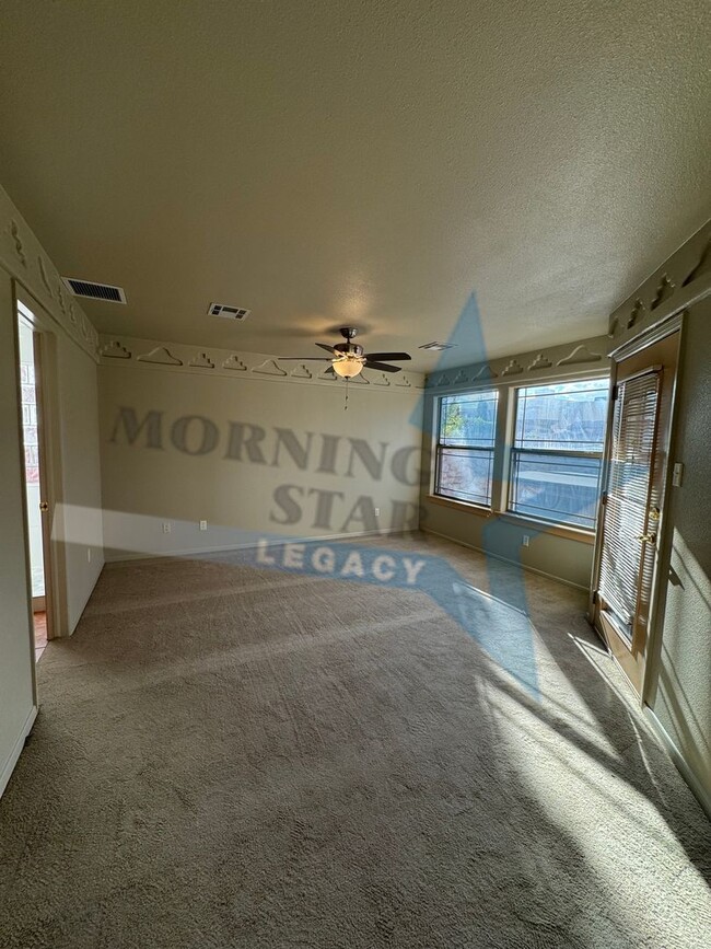 Building Photo - Live in MESILLA!  Beautiful house in the m...