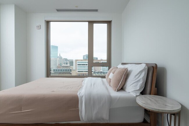 Building Photo - 99 Kneeland St