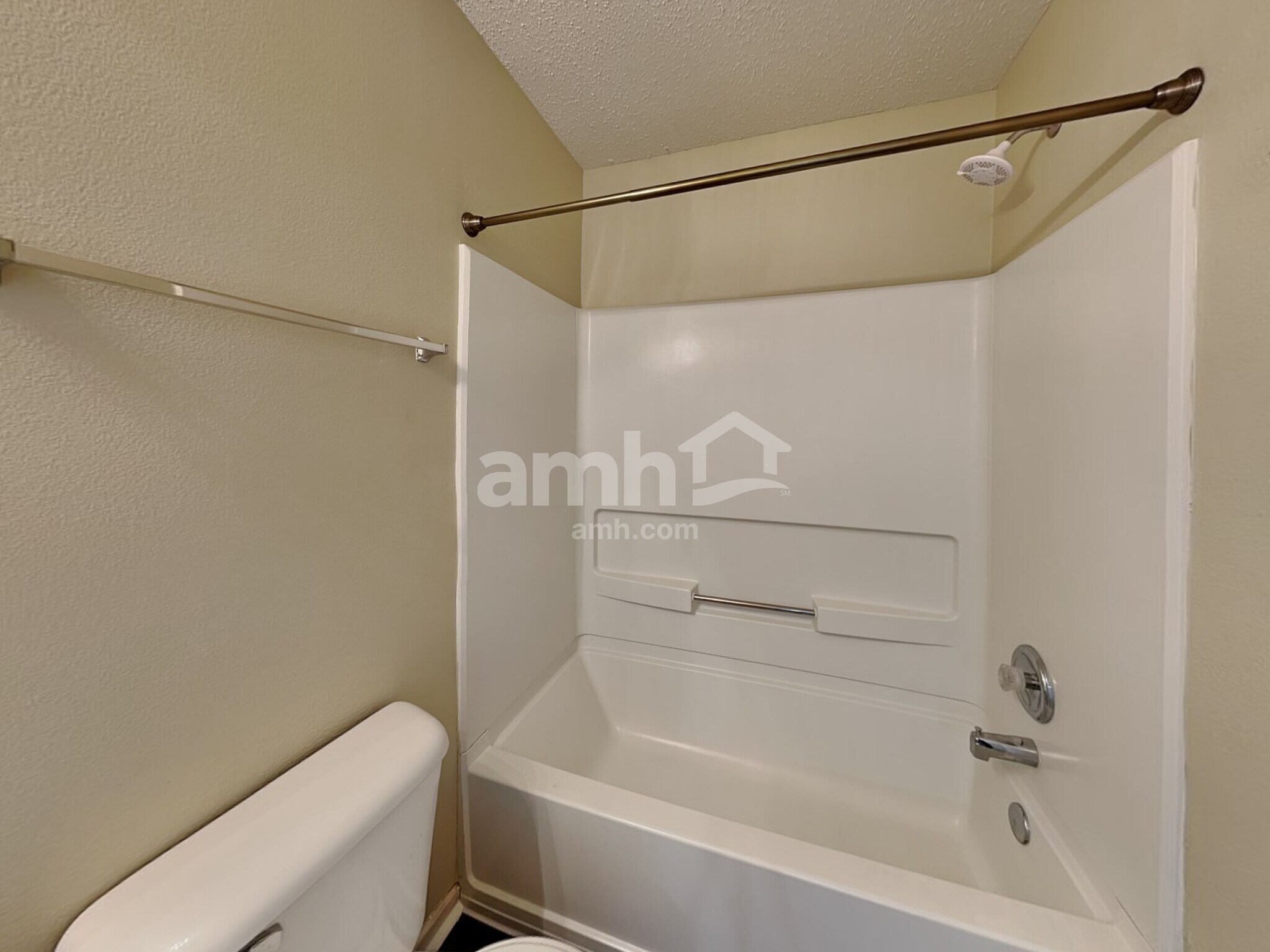 Building Photo - 1317 Central Park Dr