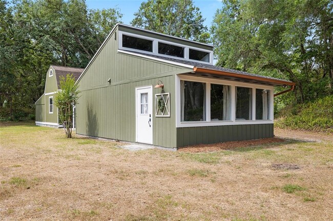 Building Photo - 6618 Country Club Rd