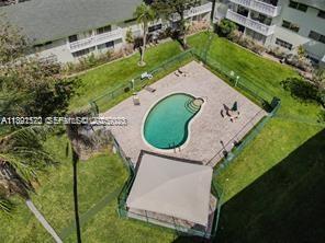 Building Photo - 4200 NW 3rd Ct