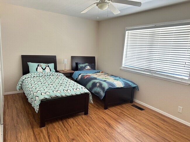 Building Photo - 4790 Discovery Point