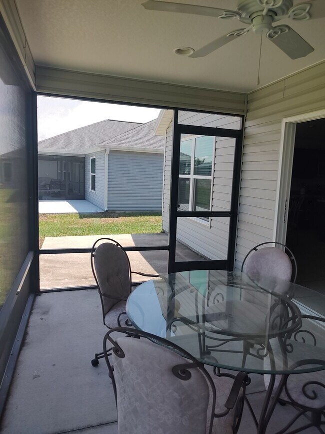 Building Photo - ALL Utilities INCLUDED