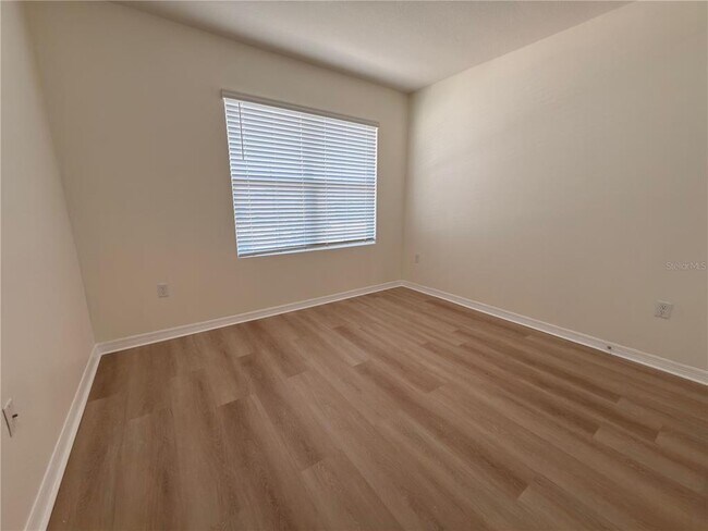 Building Photo - 308 Sofia Ln
