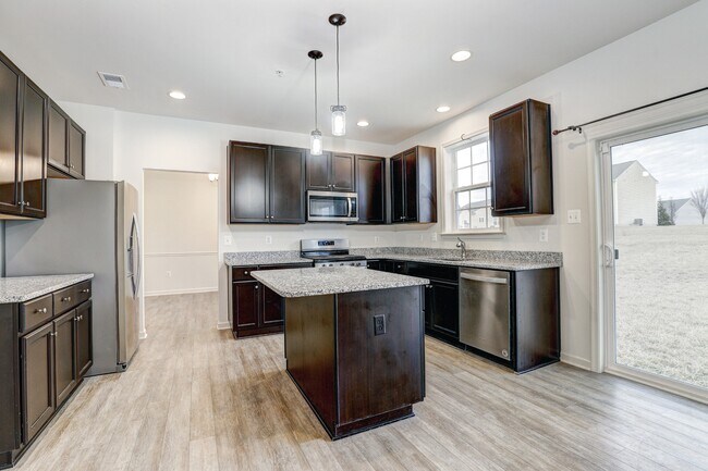 Building Photo - 9307 Drumman Dr