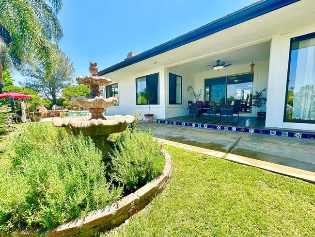 Building Photo - 1650 Winterwarm Dr
