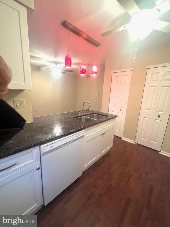 Primary Photo - 62 Liberty Dr