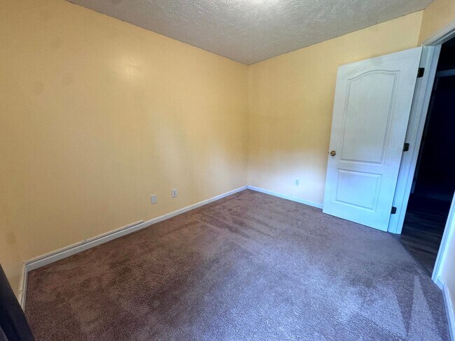 Building Photo - 109 Belle Boyd Dr