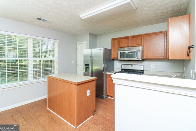 Building Photo - 103 Oak Grove Pl