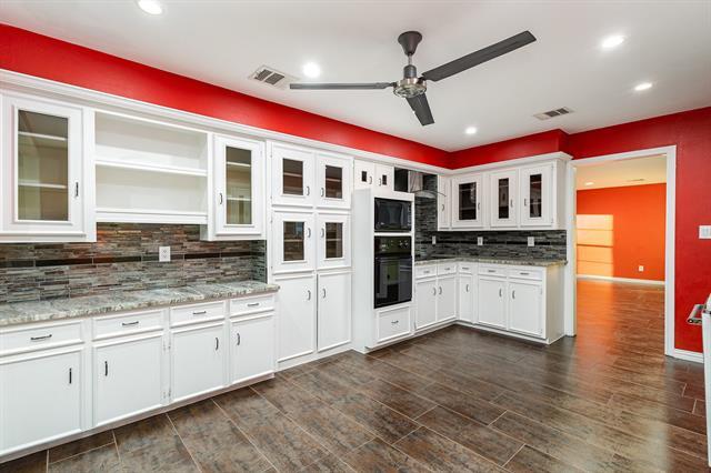 Building Photo - 425 Wolf Run Ct