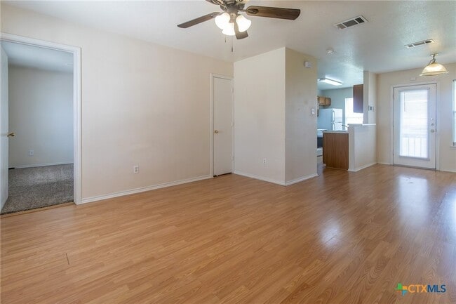 Building Photo - 5710 Greengate Dr