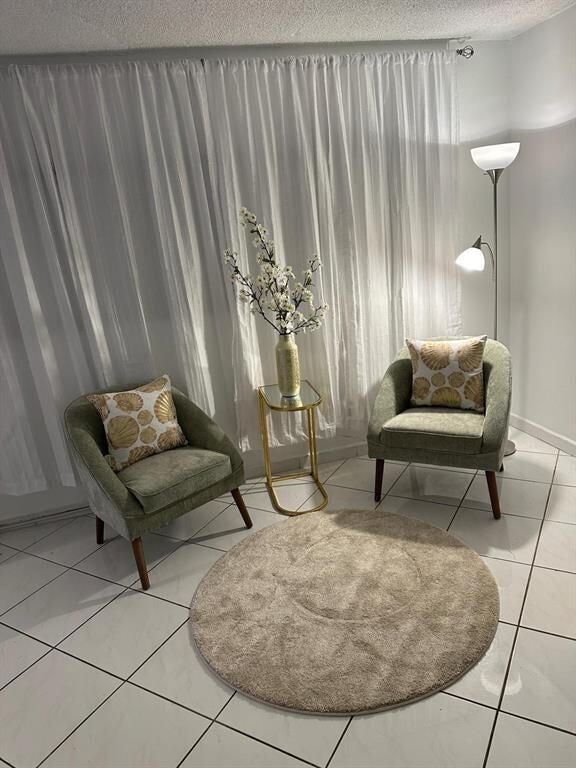 Building Photo - 1881 Washington Ave