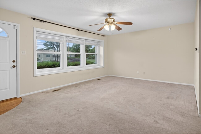 Building Photo - 8516 Halprin Dr