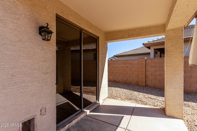 Building Photo - 11187 W Almeria Rd