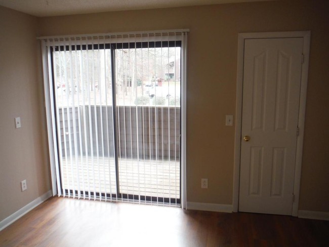 Building Photo - 4608-A Sharon Chase Dr