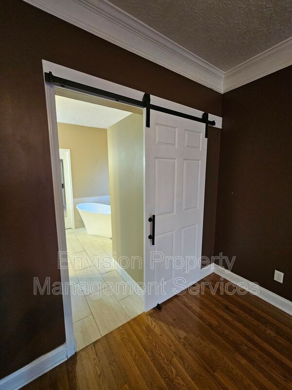 Building Photo - 192 Ashley Dr