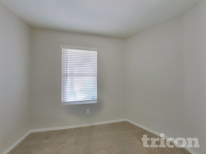 Building Photo - 7618 Crestway Ridge