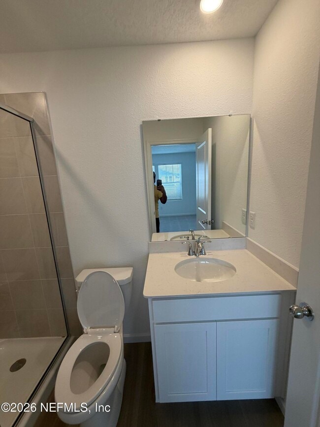 Building Photo - 539 Holly Lks Dr