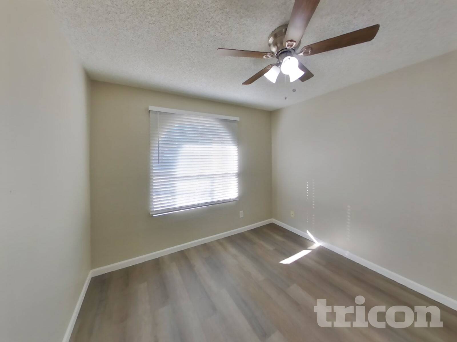 Building Photo - 5328 W Seldon Ln