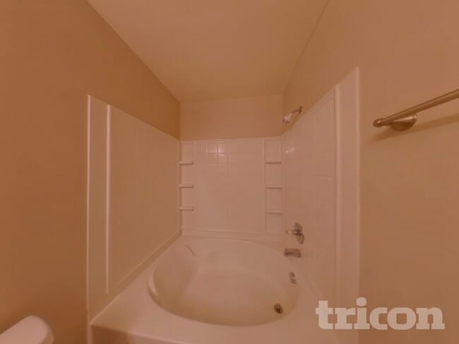 Building Photo - 258 Drooping Leaf Ln