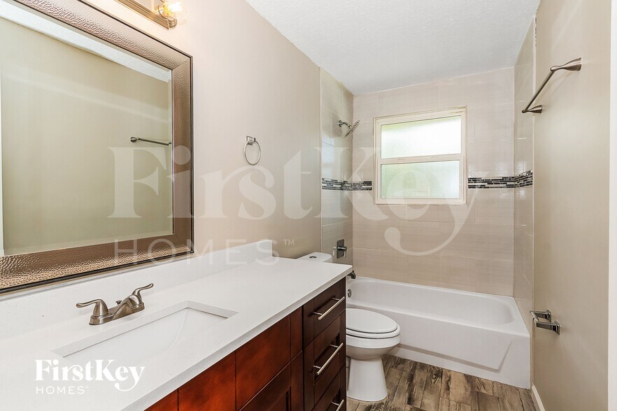 Building Photo - 1270 Arbor Cir