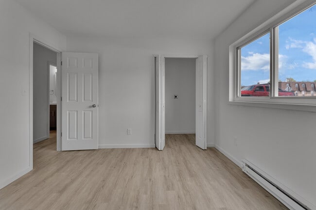 Building Photo - 4600 Washington Square Dr