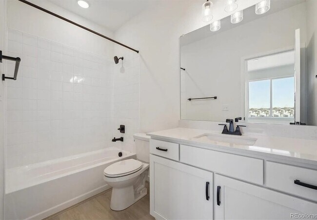 Building Photo - 1243 Rhett Dr