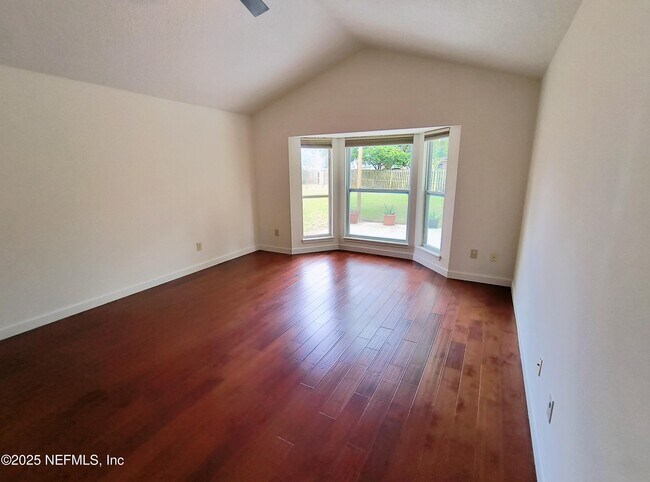 Building Photo - 13636 Capistrano Dr S