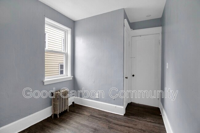 Building Photo - 7 E Depew Ave