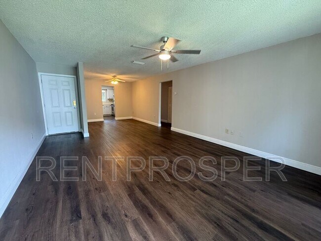 Building Photo - 4263 S Semoran Blvd