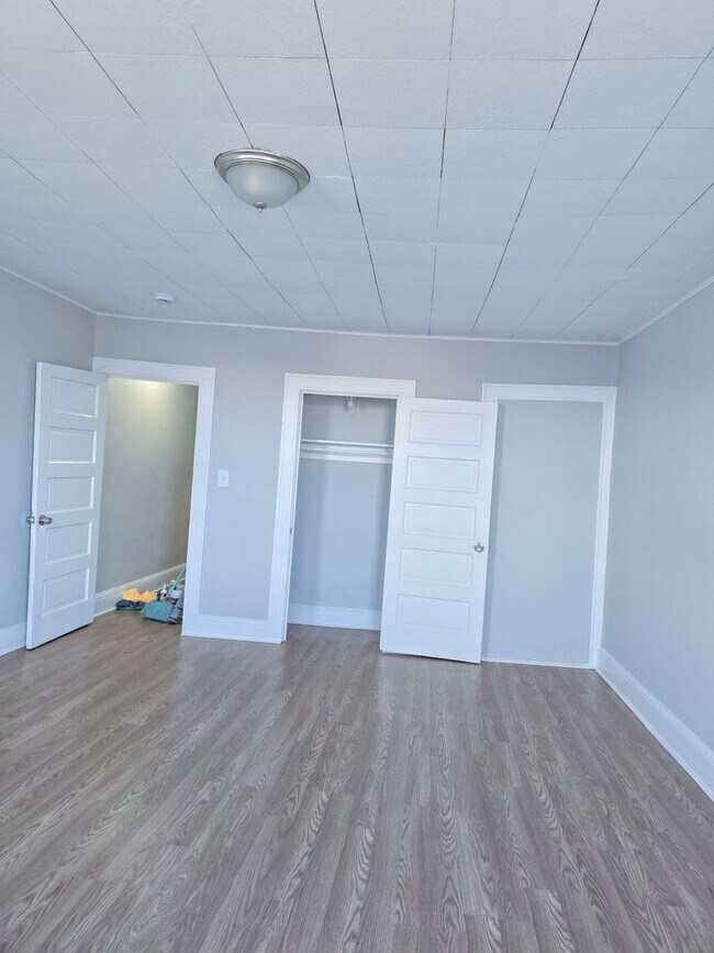 Building Photo - 3410 Belair Rd