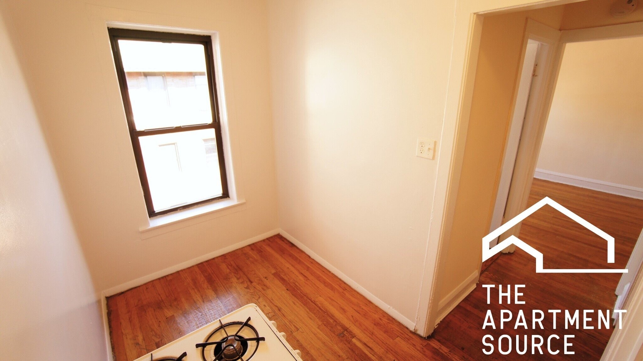 Building Photo - 3302 W Schubert Ave