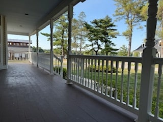Building Photo - 10 Mabel Ln