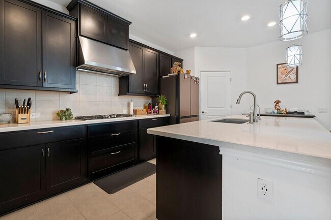 Building Photo - 232 Barton Oak Trl