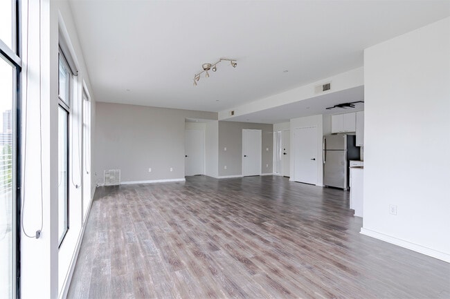 Building Photo - Fourth Street Lofts