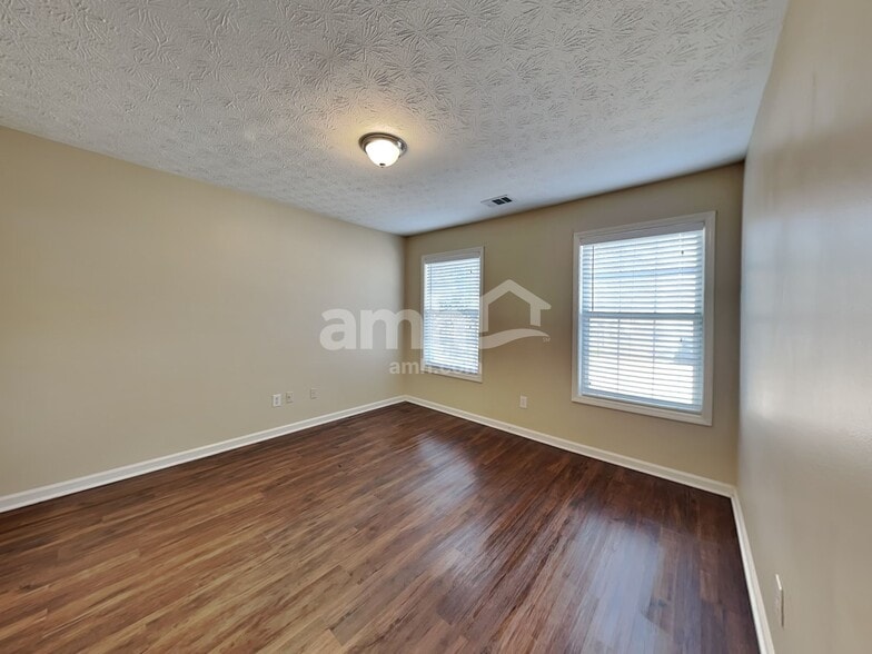 Building Photo - 1785 Summit Edge Cir