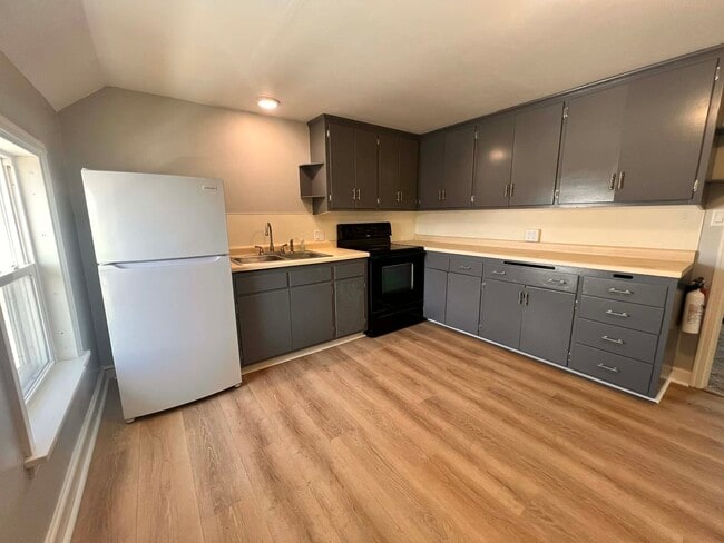 Kitchen - 703 Main St