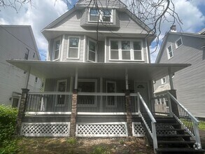 Building Photo - 2192 E 82nd St