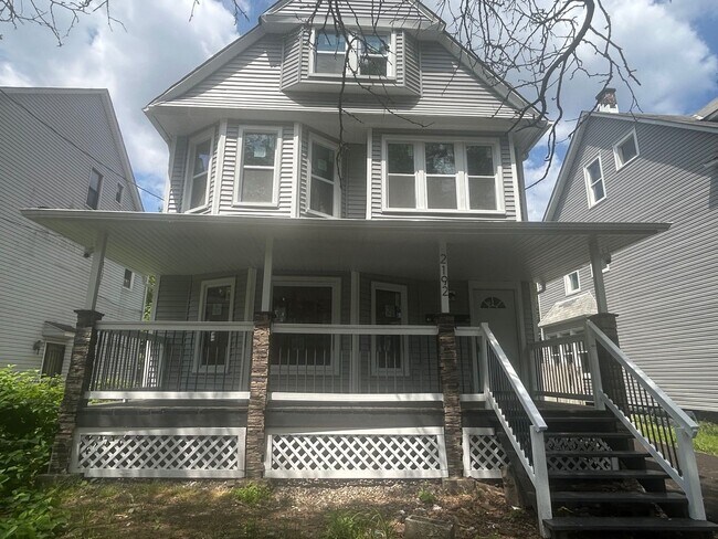 Primary Photo - 2192 E 82nd St