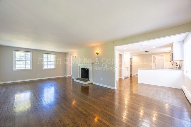 Building Photo - 101 Hungary Rd