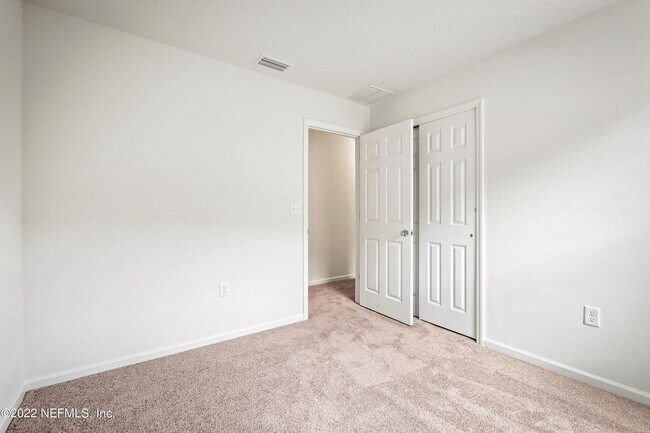 Building Photo - 12850 Buckhorn Ln